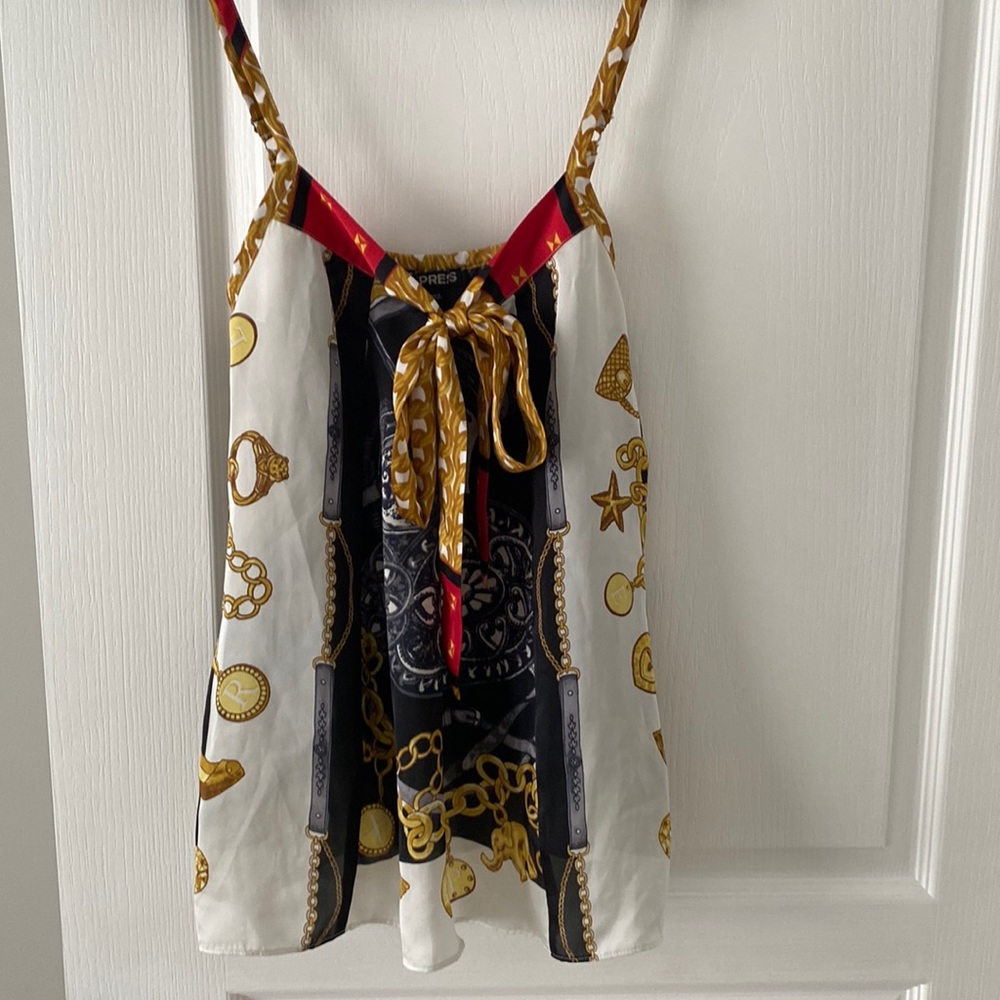 Gorgeous print on flowy tank top/ cami by Express women’s size XS